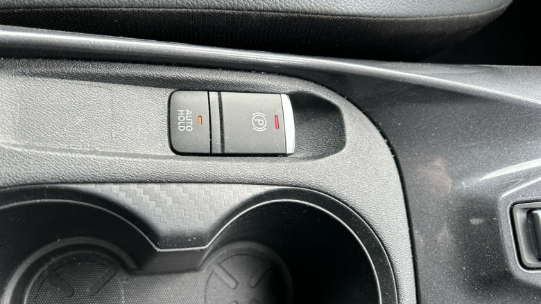 Nissan Juke 1.0 DiG-T 114 N-Connecta 5dr Petrol Hatchback